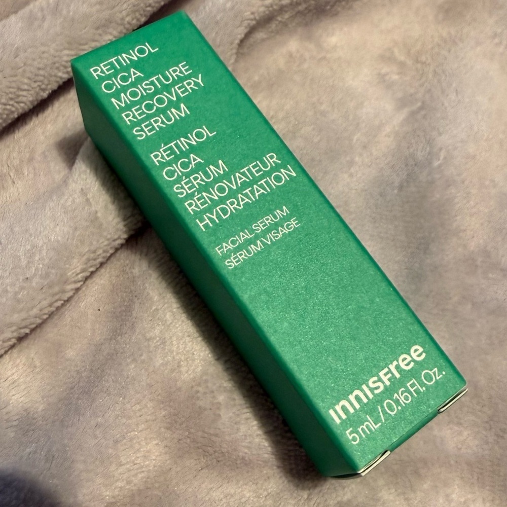 NEW Innisfree Retinol Cica Moisture Recovery Serum travel size